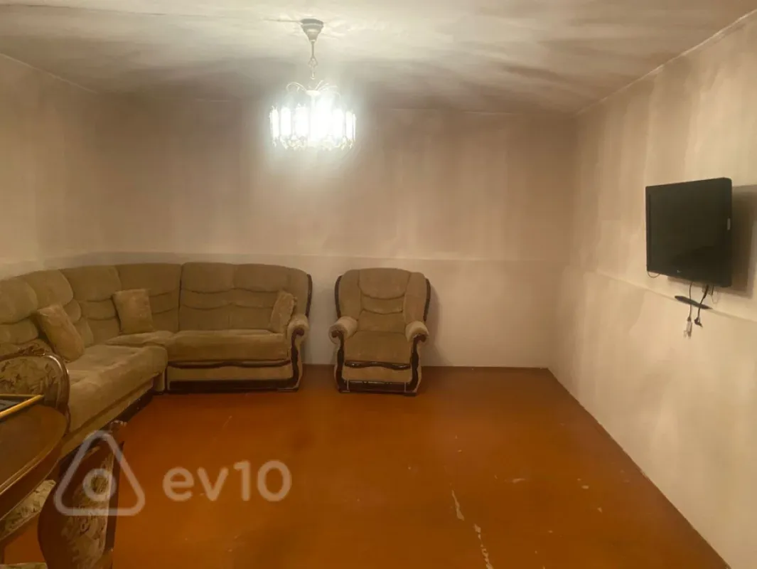 Kirayə verilir 2 otaqlı həyət evi 30 m²