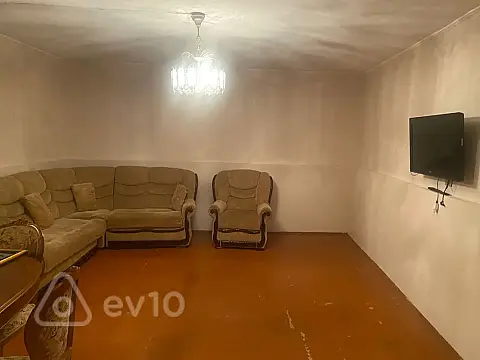 Kirayə verilir 2 otaqlı həyət evi 30 m²