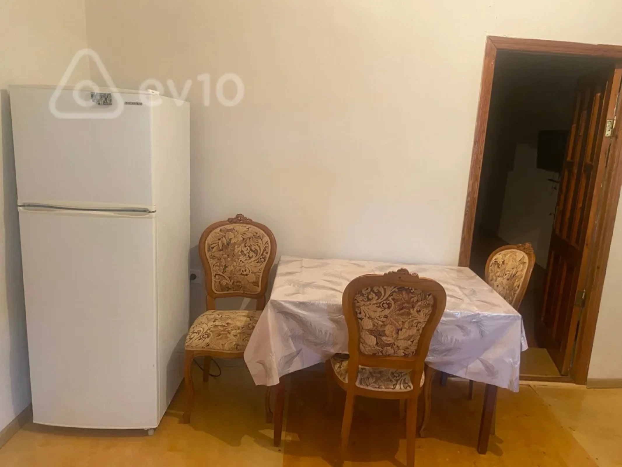 Kirayə verilir 2 otaqlı həyət evi 30 m²