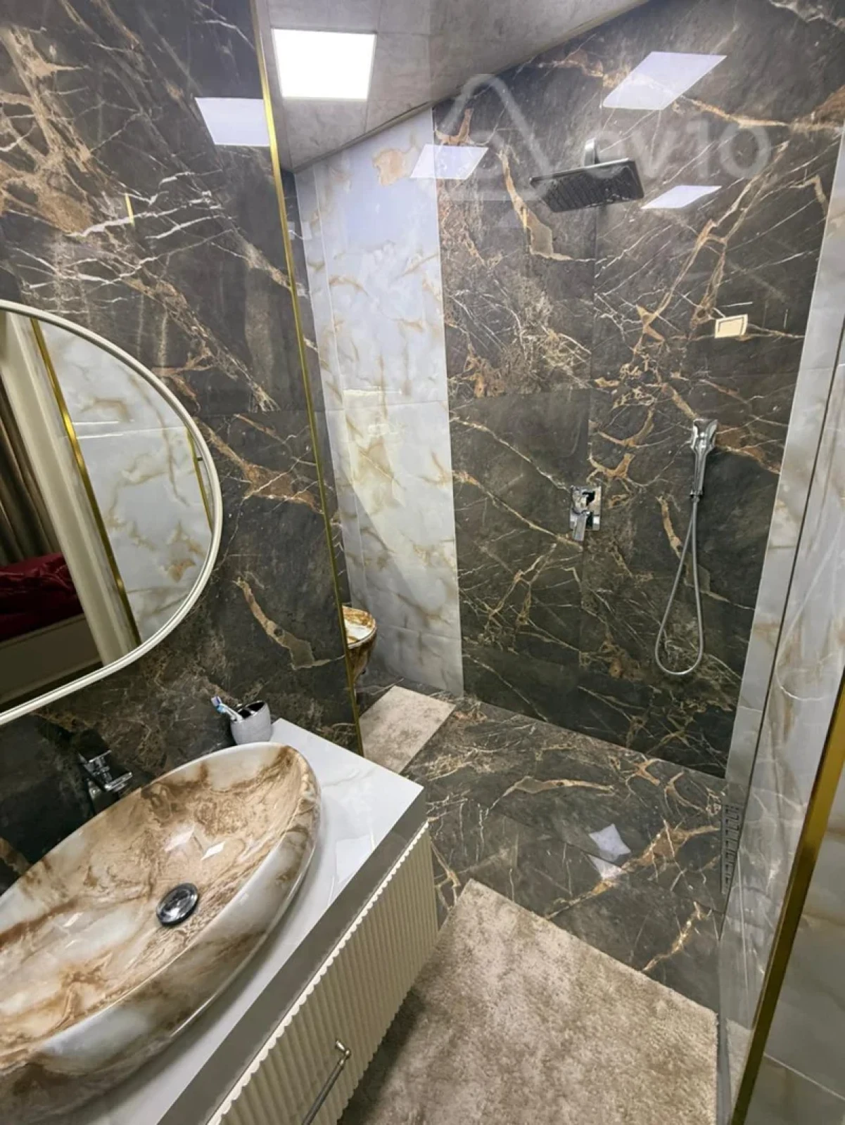 Satılır 4 otaqlı həyət evi 300 m²