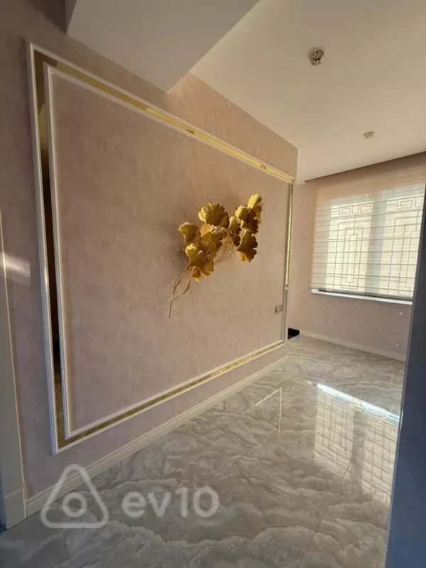 Satılır 4 otaqlı həyət evi 300 m²