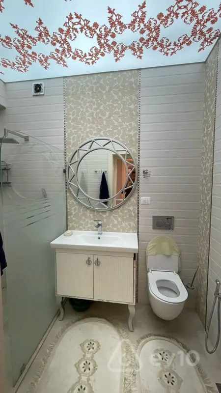 Satılır 4 otaqlı yeni tikili 140 m²