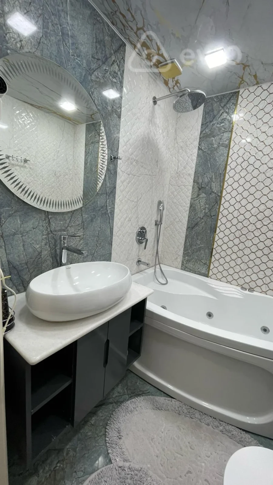 Satılır 4 otaqlı yeni tikili 140 m²