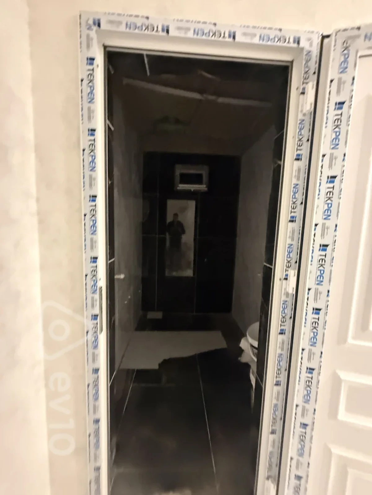 Satılır 4 otaqlı həyət evi 185 m²