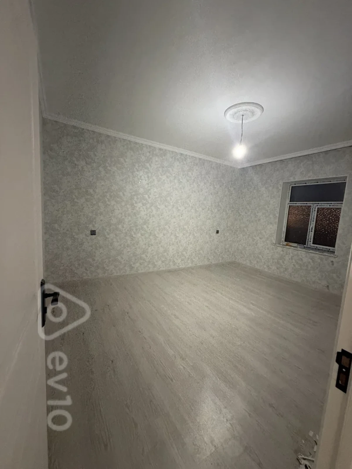 Satılır 4 otaqlı həyət evi 185 m²