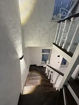 Satılır 4 otaqlı həyət evi 185 m²