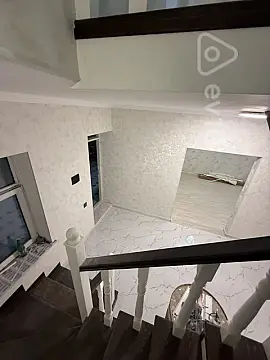 Satılır 4 otaqlı həyət evi 185 m²