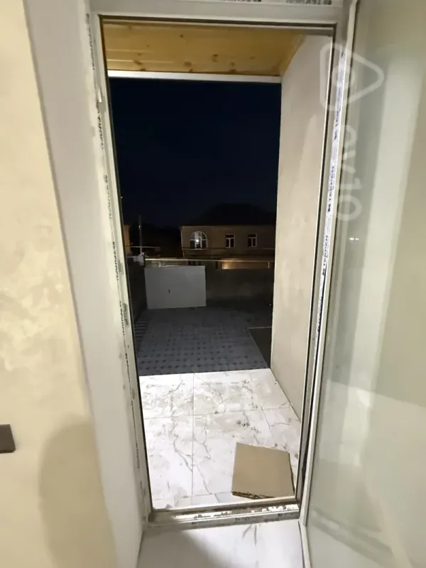 Satılır 4 otaqlı həyət evi 185 m²