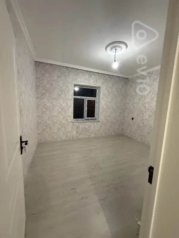 Satılır 4 otaqlı həyət evi 185 m²