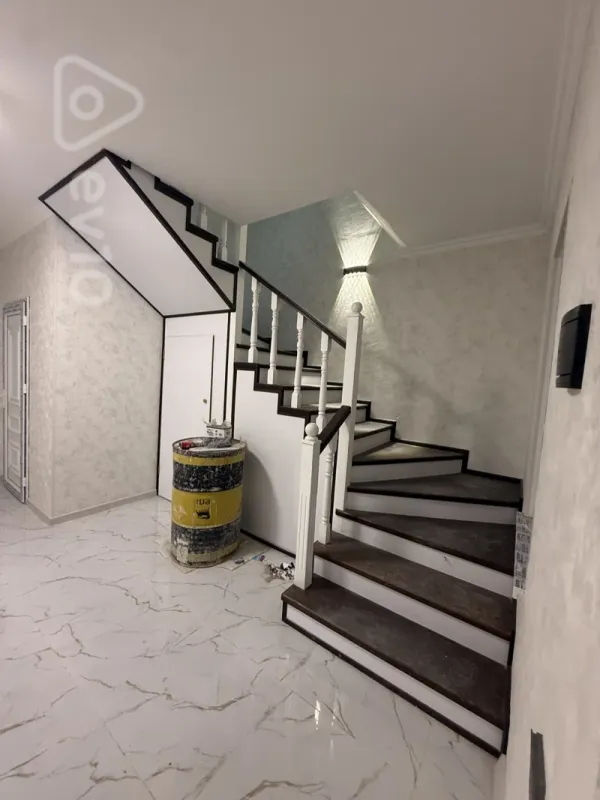 Satılır 4 otaqlı həyət evi 185 m²