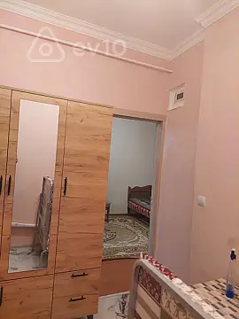 Kirayə verilir 2 otaqlı köhnə tikili 45 m²