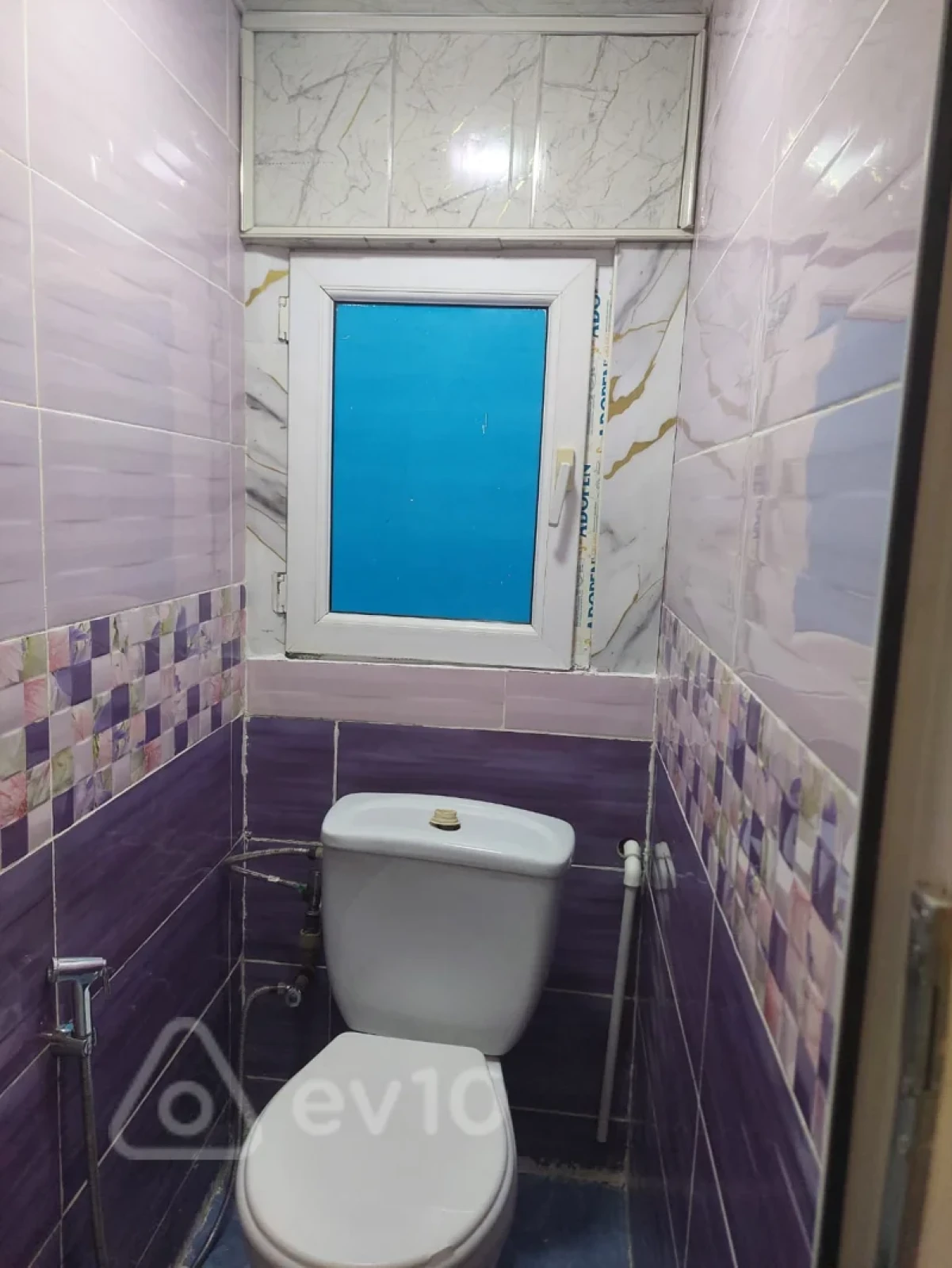 Kirayə verilir 2 otaqlı köhnə tikili 45 m²