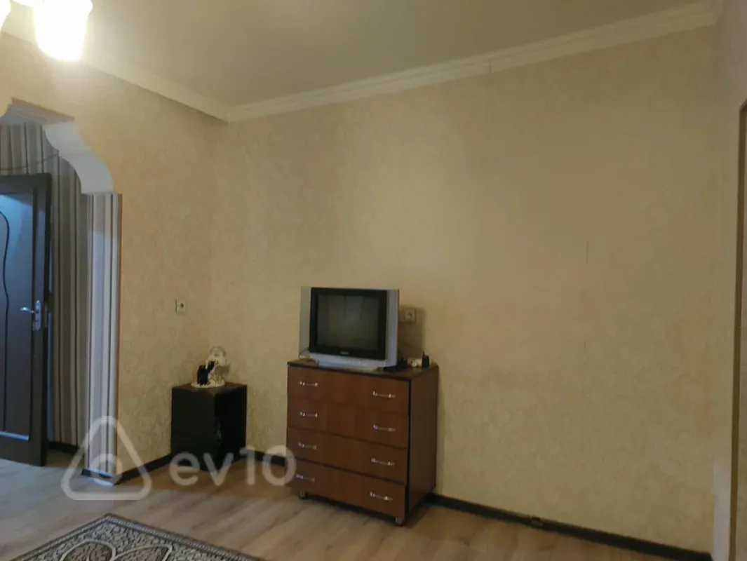 Kirayə verilir 2 otaqlı həyət evi 45 m²