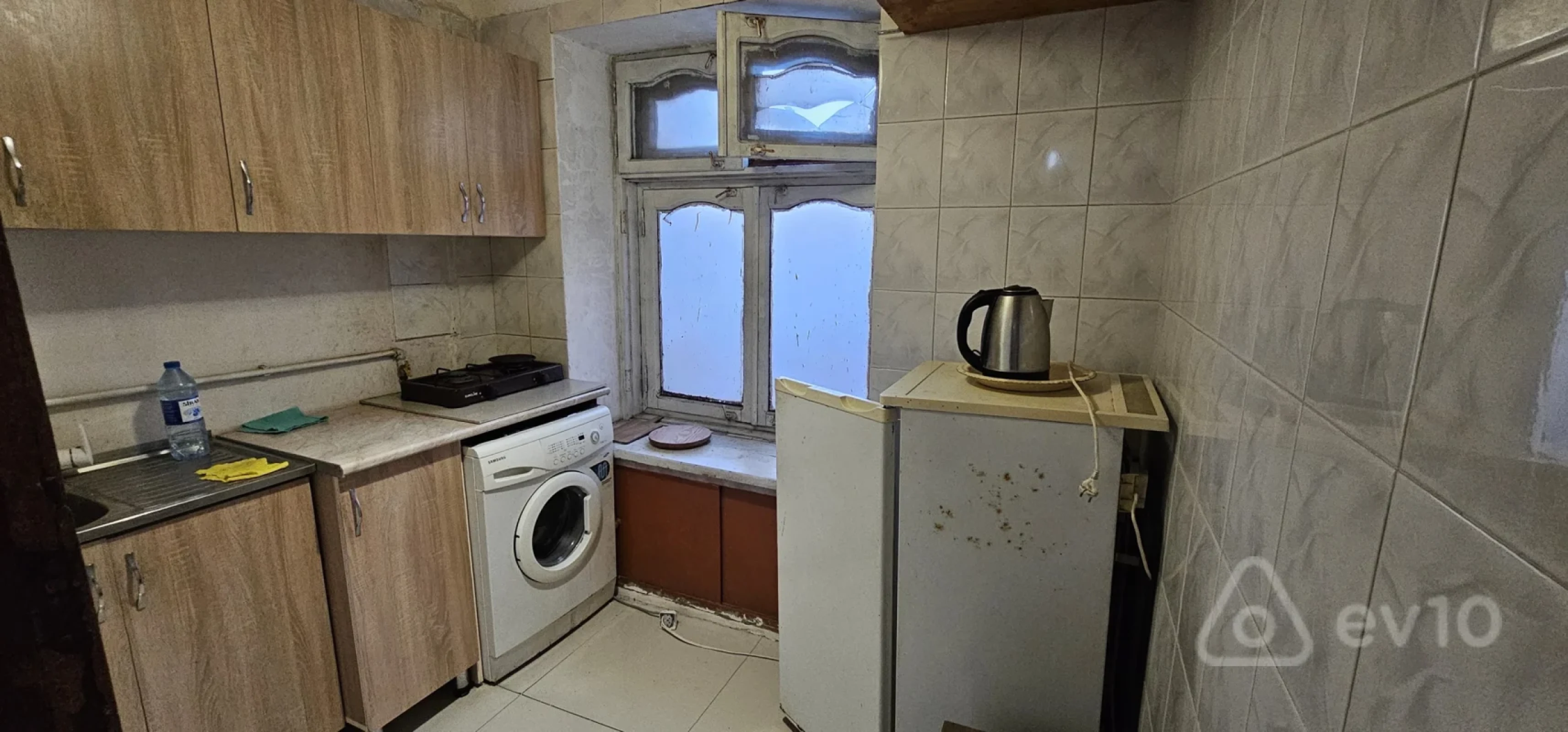 Kirayə verilir 1 otaqlı köhnə tikili 35 m²