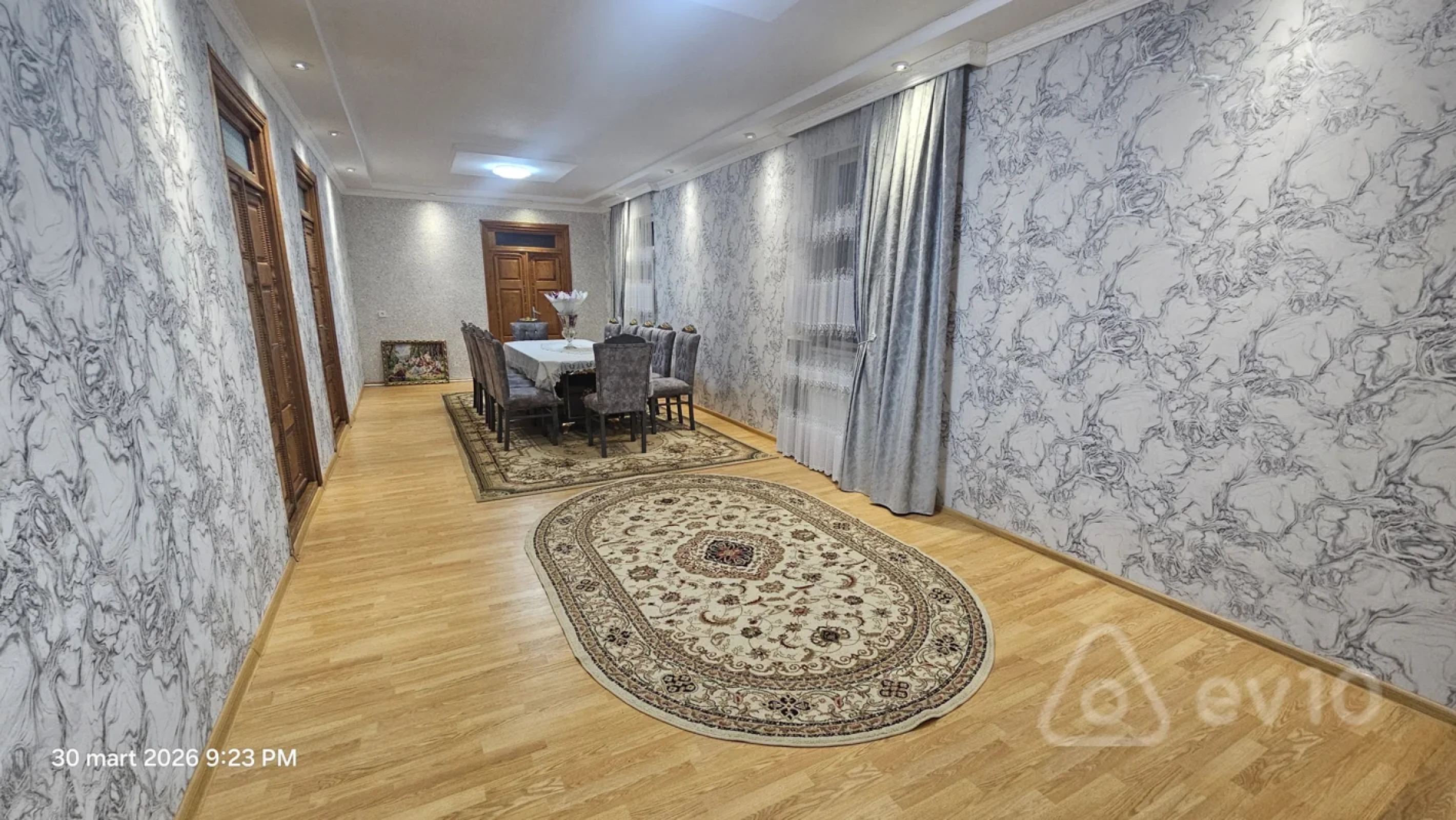 Satılır 7 otaqlı həyət evi 270 m²
