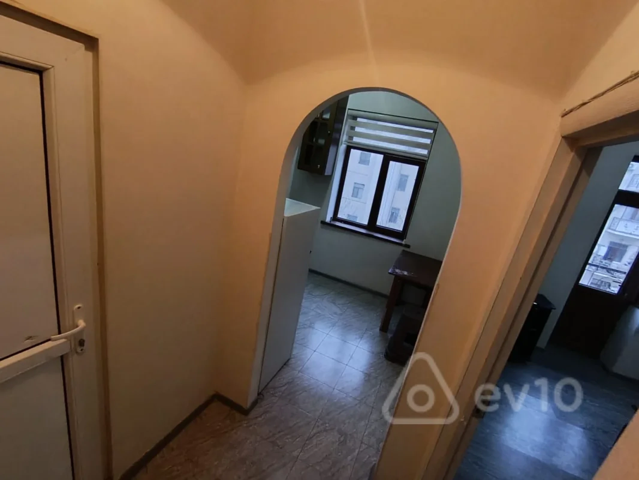 Kirayə verilir 1 otaqlı yeni tikili 35 m²