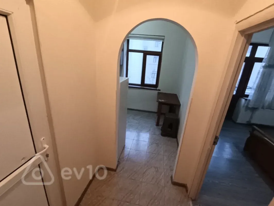Kirayə verilir 1 otaqlı yeni tikili 35 m²