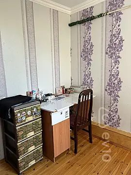 Kirayə verilir 2 otaqlı köhnə tikili 36 m²