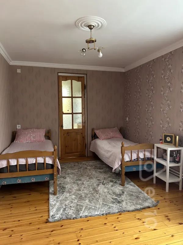 Kirayə verilir 2 otaqlı köhnə tikili 36 m²