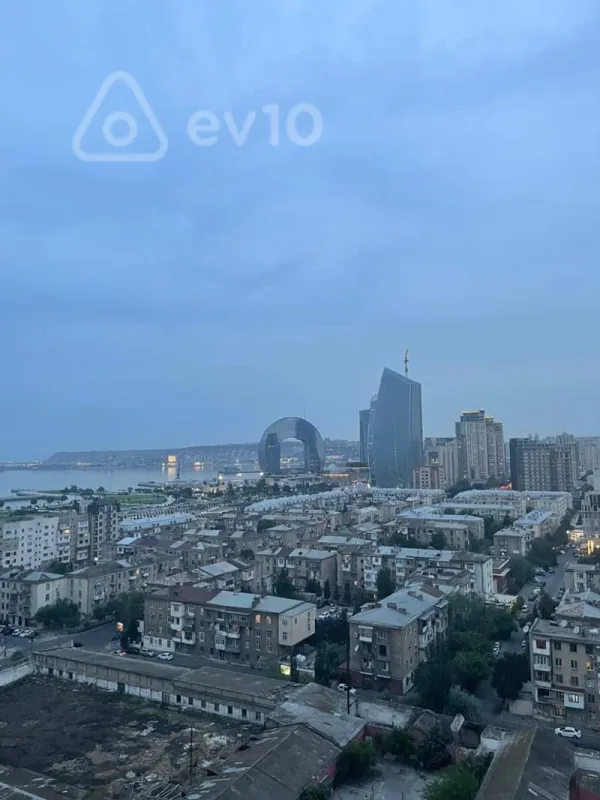 Kirayə verilir 2 otaqlı yeni tikili 80 m²