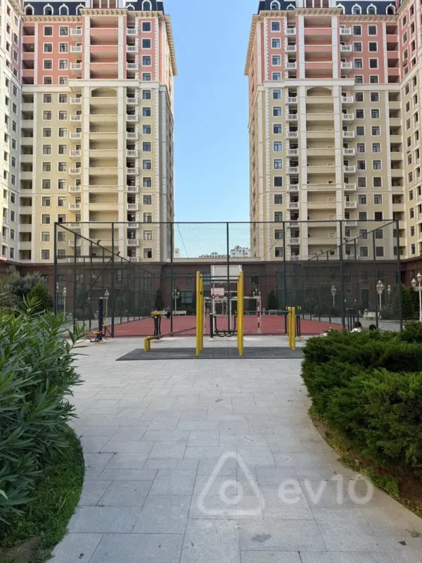 Kirayə verilir 2 otaqlı yeni tikili 88 m²