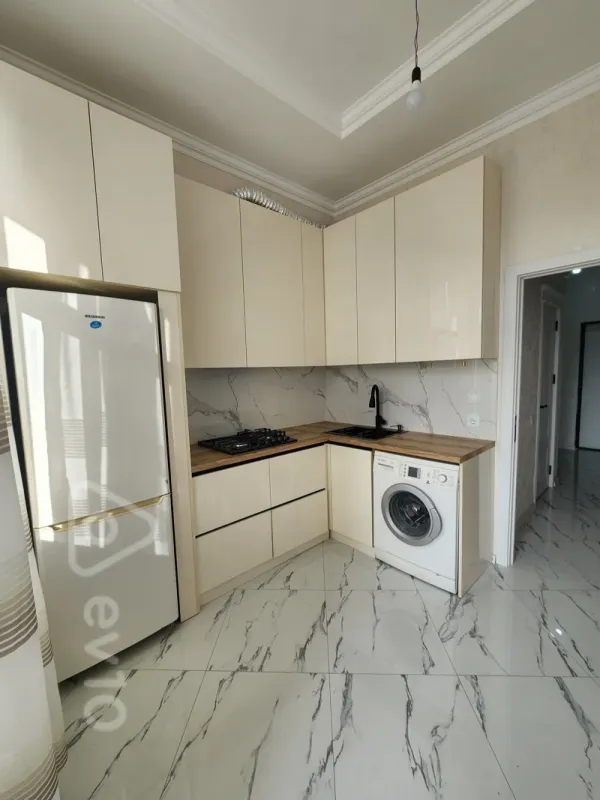 Kirayə verilir 2 otaqlı yeni tikili 56 m²