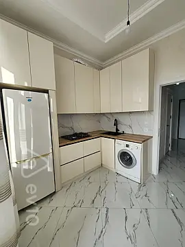 Kirayə verilir 2 otaqlı yeni tikili 56 m²