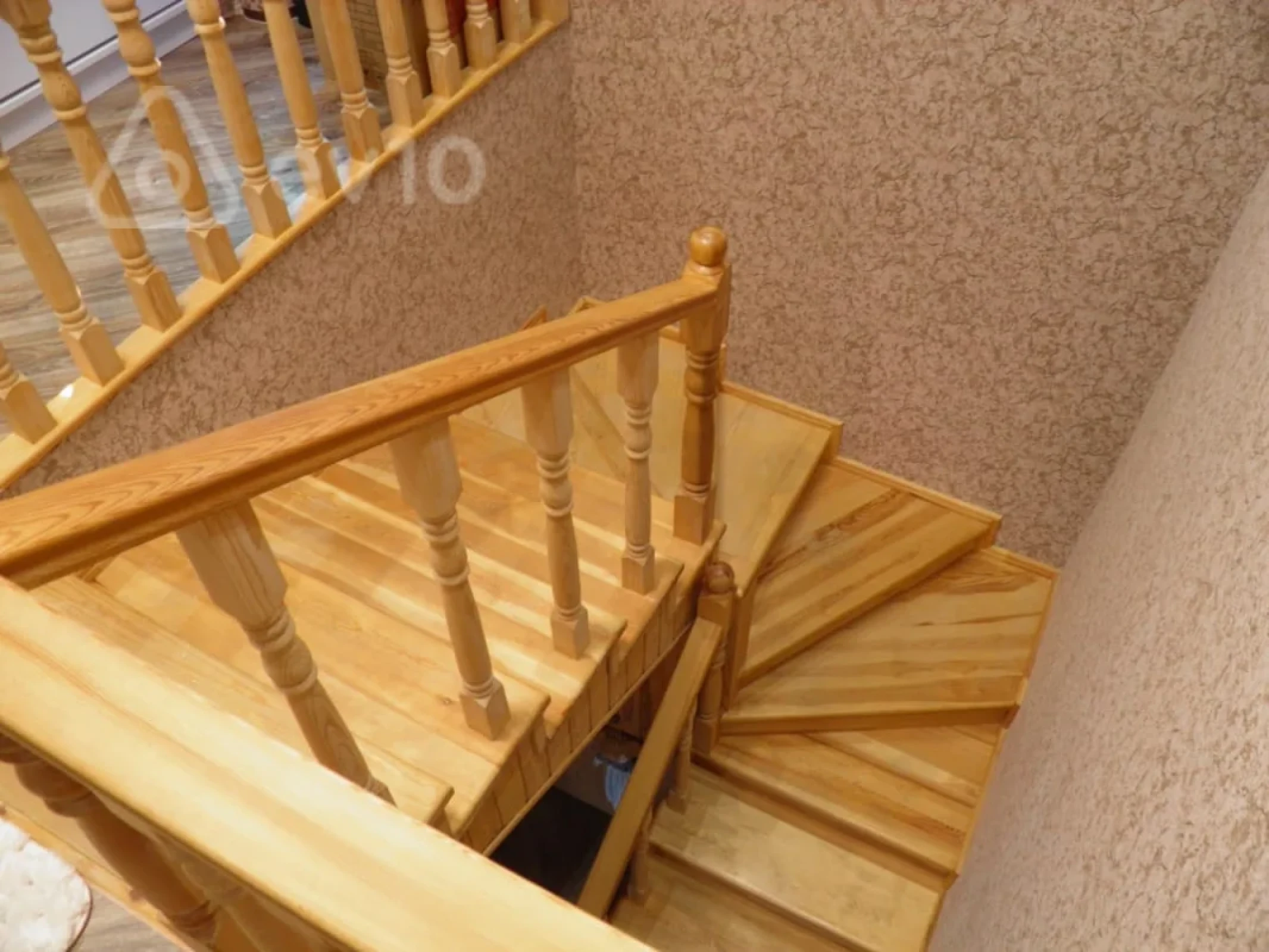 Satılır 5 otaqlı həyət evi 220 m²