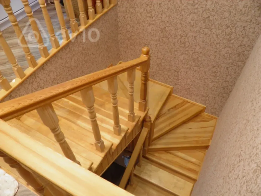 Satılır 5 otaqlı həyət evi 220 m²