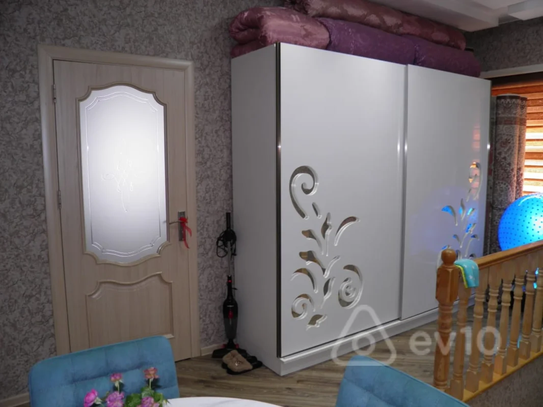 Satılır 5 otaqlı həyət evi 220 m²