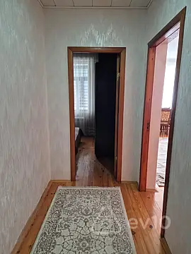 Kirayə verilir 2 otaqlı köhnə tikili 55 m²