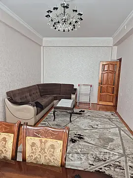 Kirayə verilir 2 otaqlı köhnə tikili 55 m²