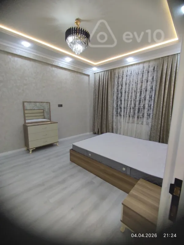 Kirayə verilir 2 otaqlı yeni tikili 70 m²