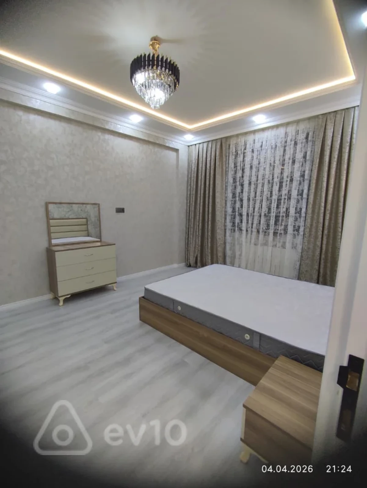 Kirayə verilir 2 otaqlı yeni tikili 70 m²