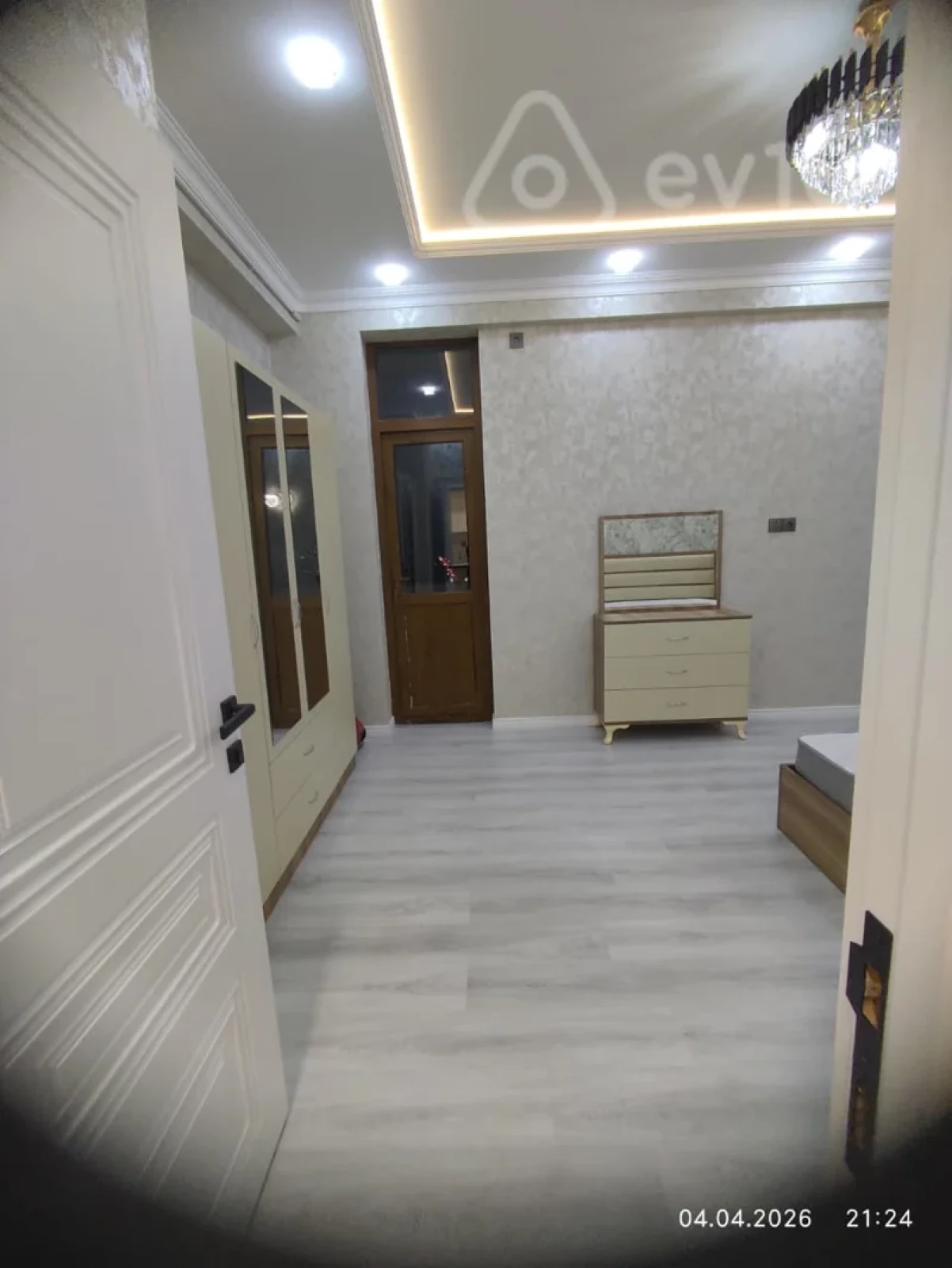 Kirayə verilir 2 otaqlı yeni tikili 70 m²