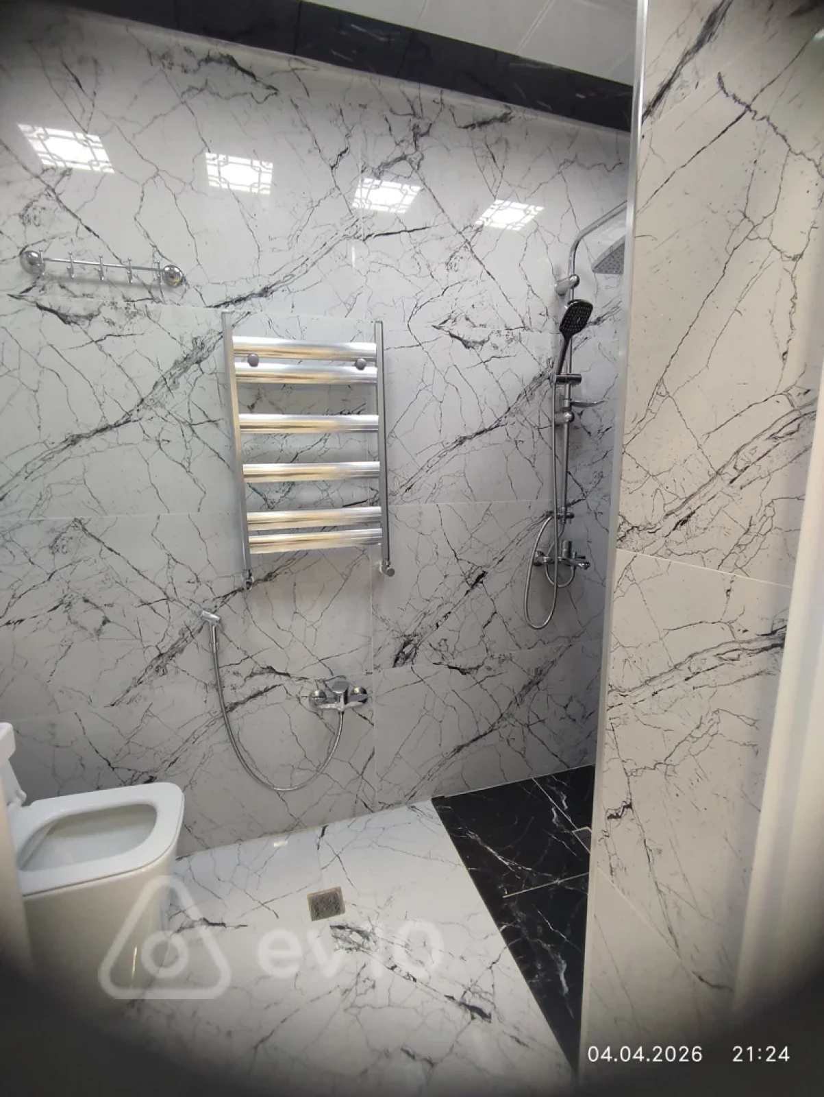 Kirayə verilir 2 otaqlı yeni tikili 70 m²