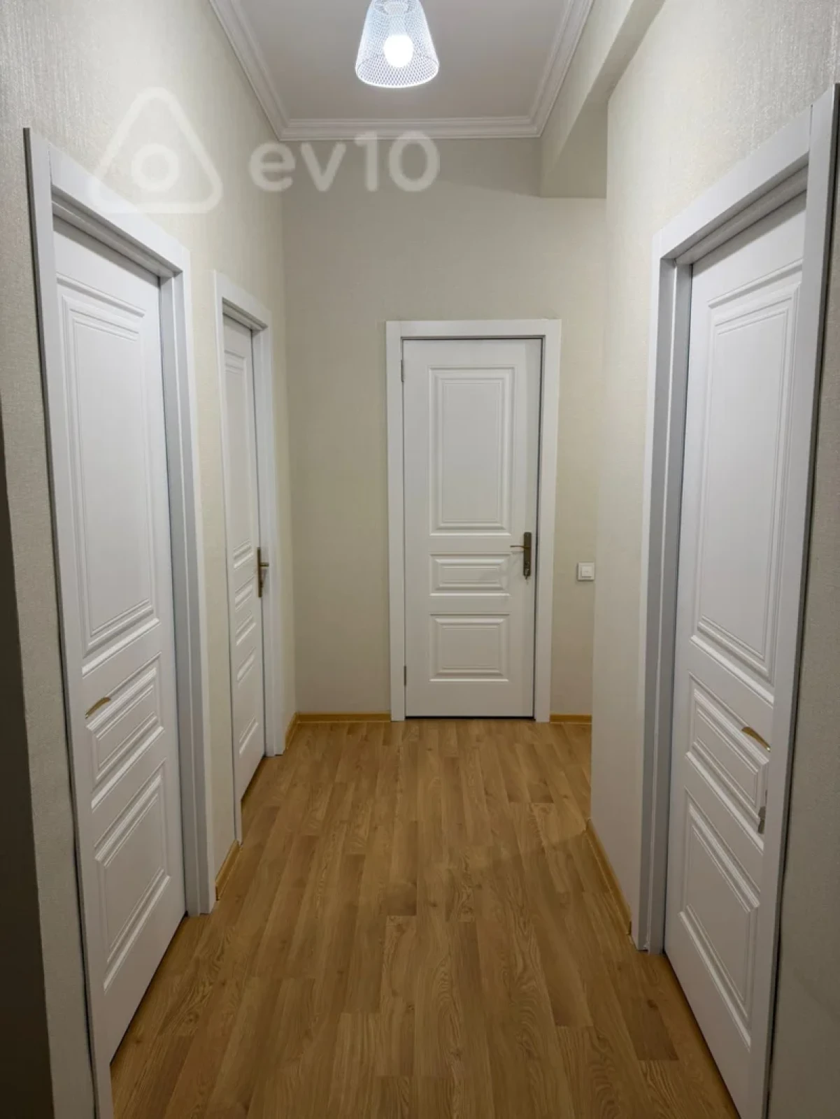Kirayə verilir 3 otaqlı yeni tikili 75 m²