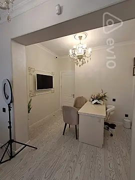 Satılır mənzil 100 m²