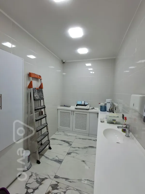 Satılır mənzil 100 m²