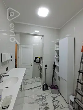 Satılır mənzil 100 m²