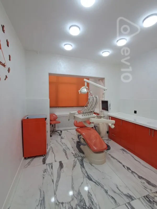 Satılır mənzil 100 m²