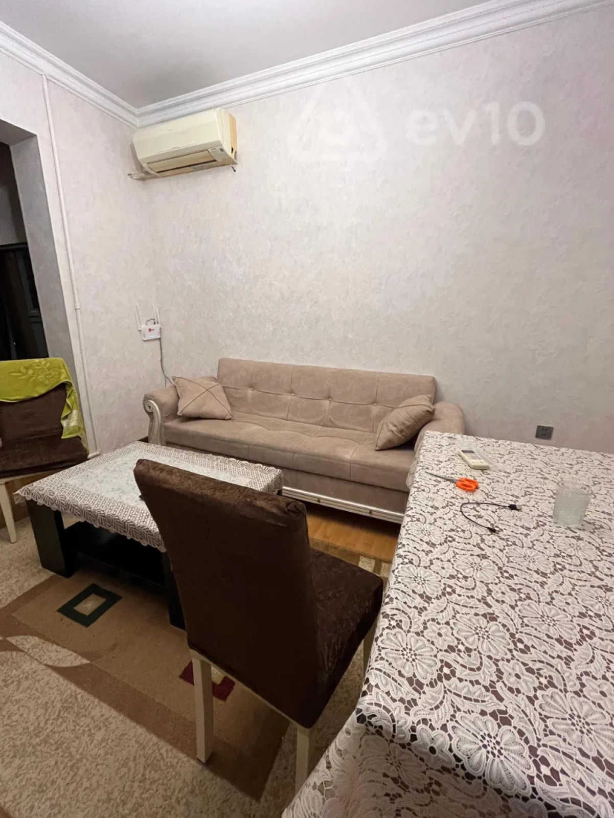 Kirayə verilir 3 otaqlı köhnə tikili 80 m²