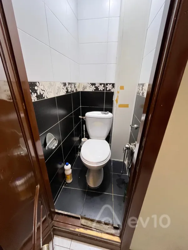 Kirayə verilir 3 otaqlı köhnə tikili 80 m²