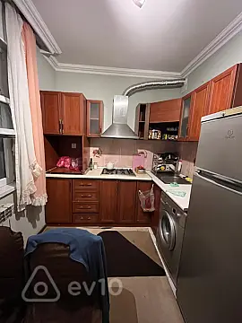 Kirayə verilir 3 otaqlı köhnə tikili 80 m²