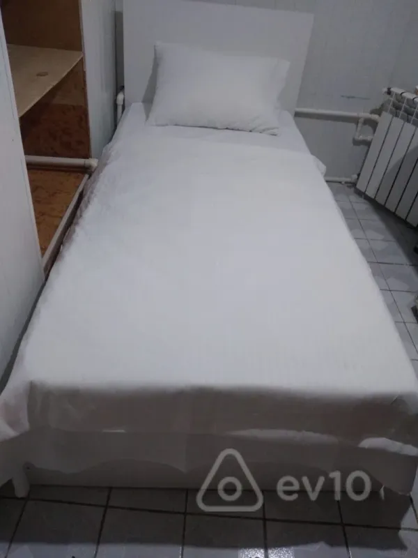 Kirayə verilir 1 otaqlı köhnə tikili 30 m²