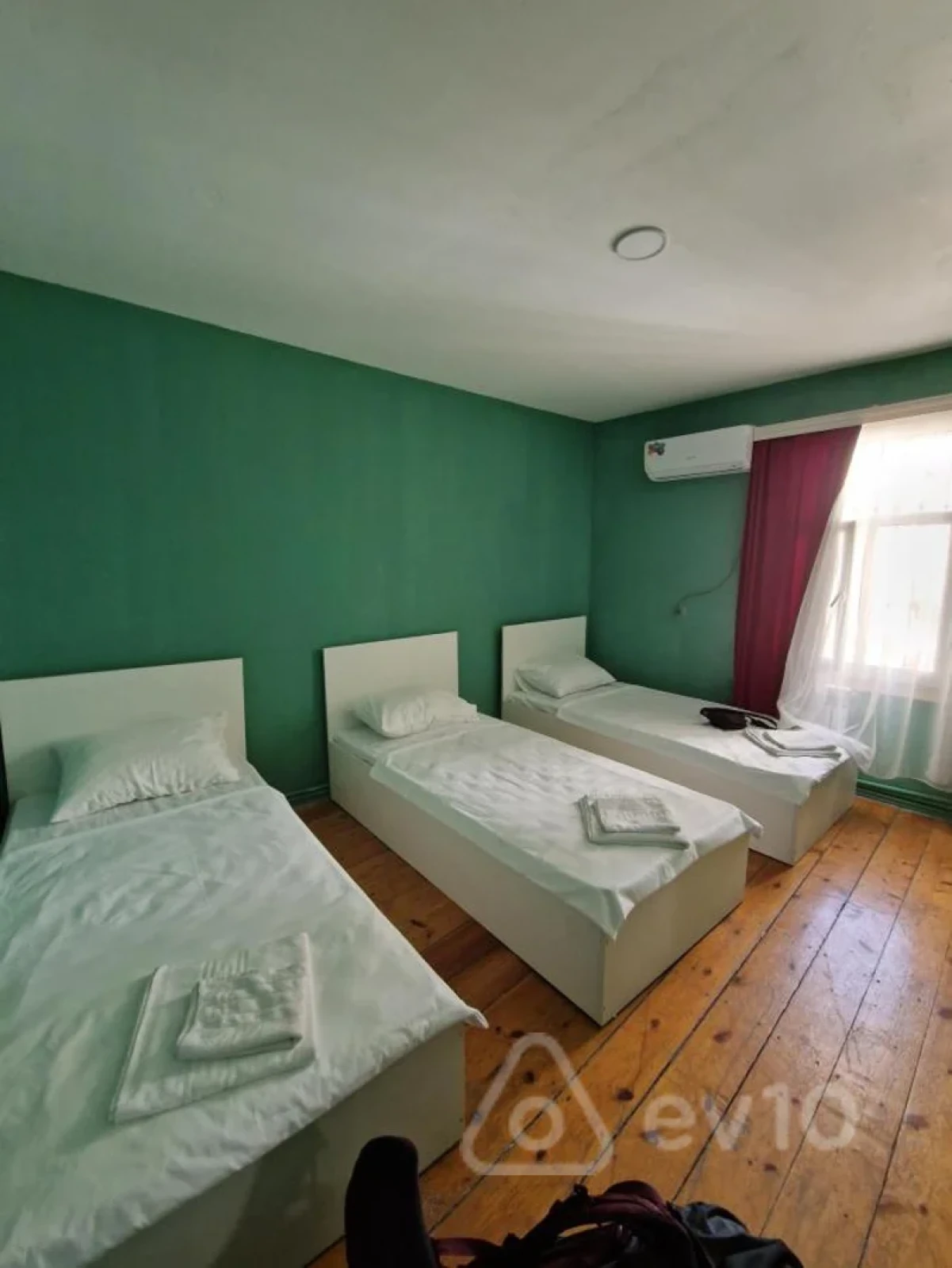 Kirayə verilir 1 otaqlı köhnə tikili 30 m²