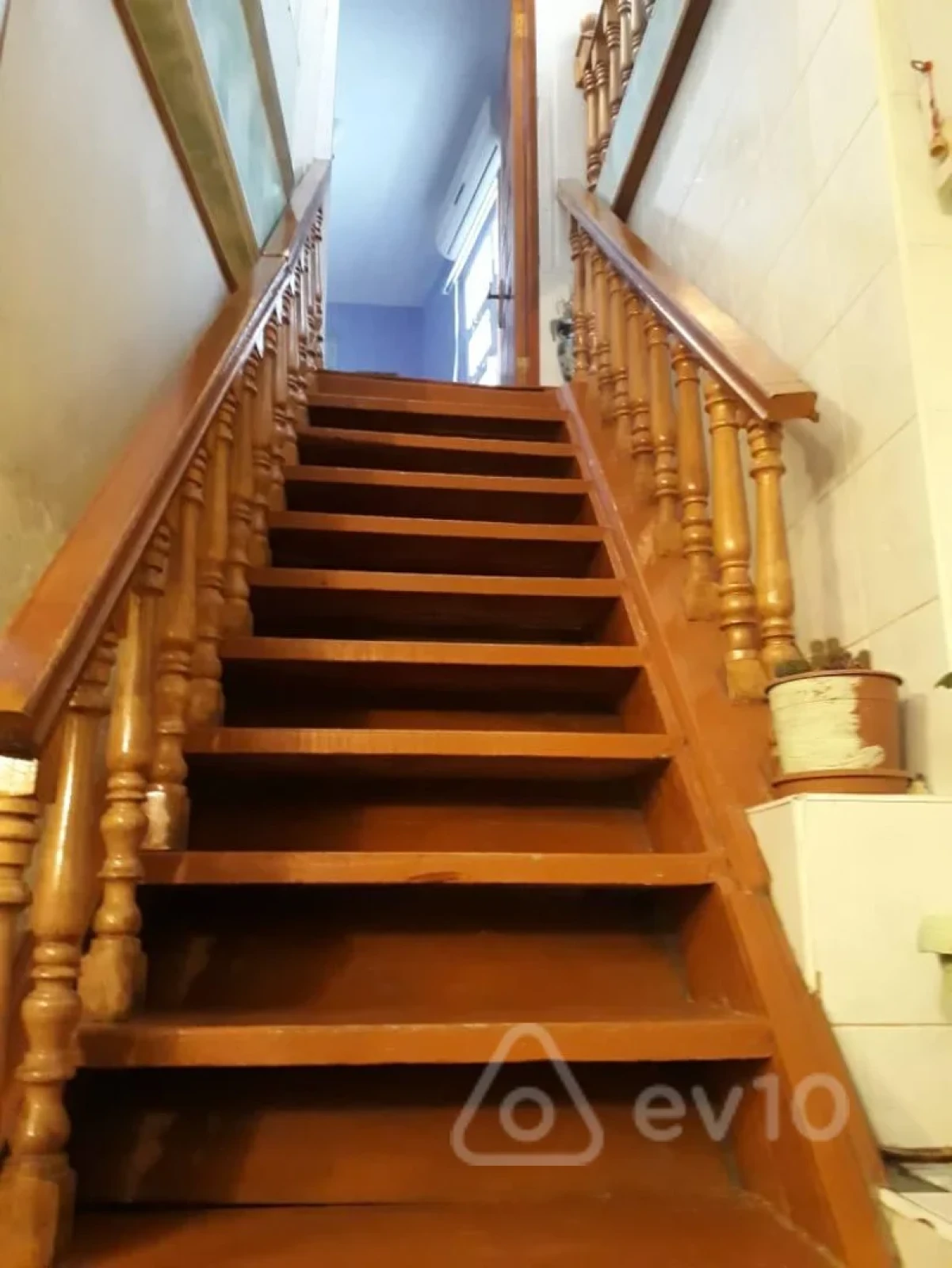 Kirayə verilir 1 otaqlı köhnə tikili 30 m²