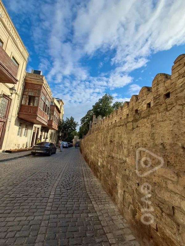 Kirayə verilir 1 otaqlı köhnə tikili 30 m²