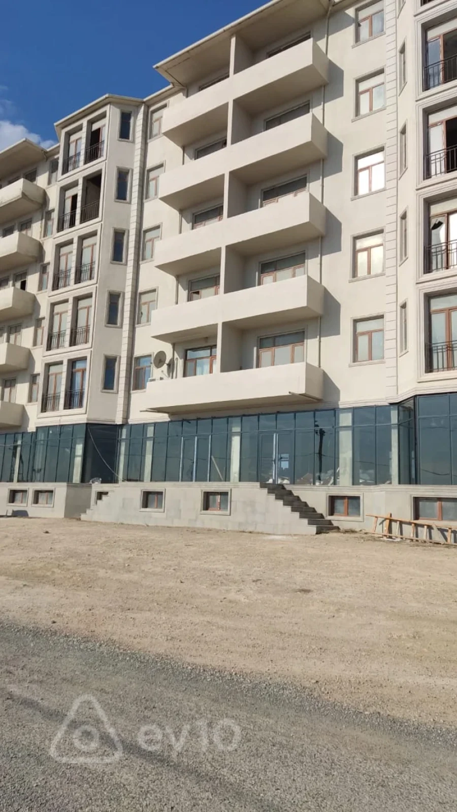 Satılır 2 otaqlı yeni tikili 50 m²