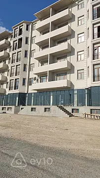 Satılır 2 otaqlı yeni tikili 50 m²